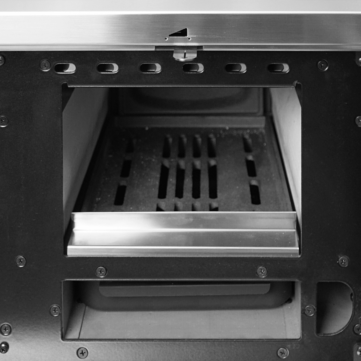 La cuisinière à bois La Nordica Vicenza Evo en acier inoxydable