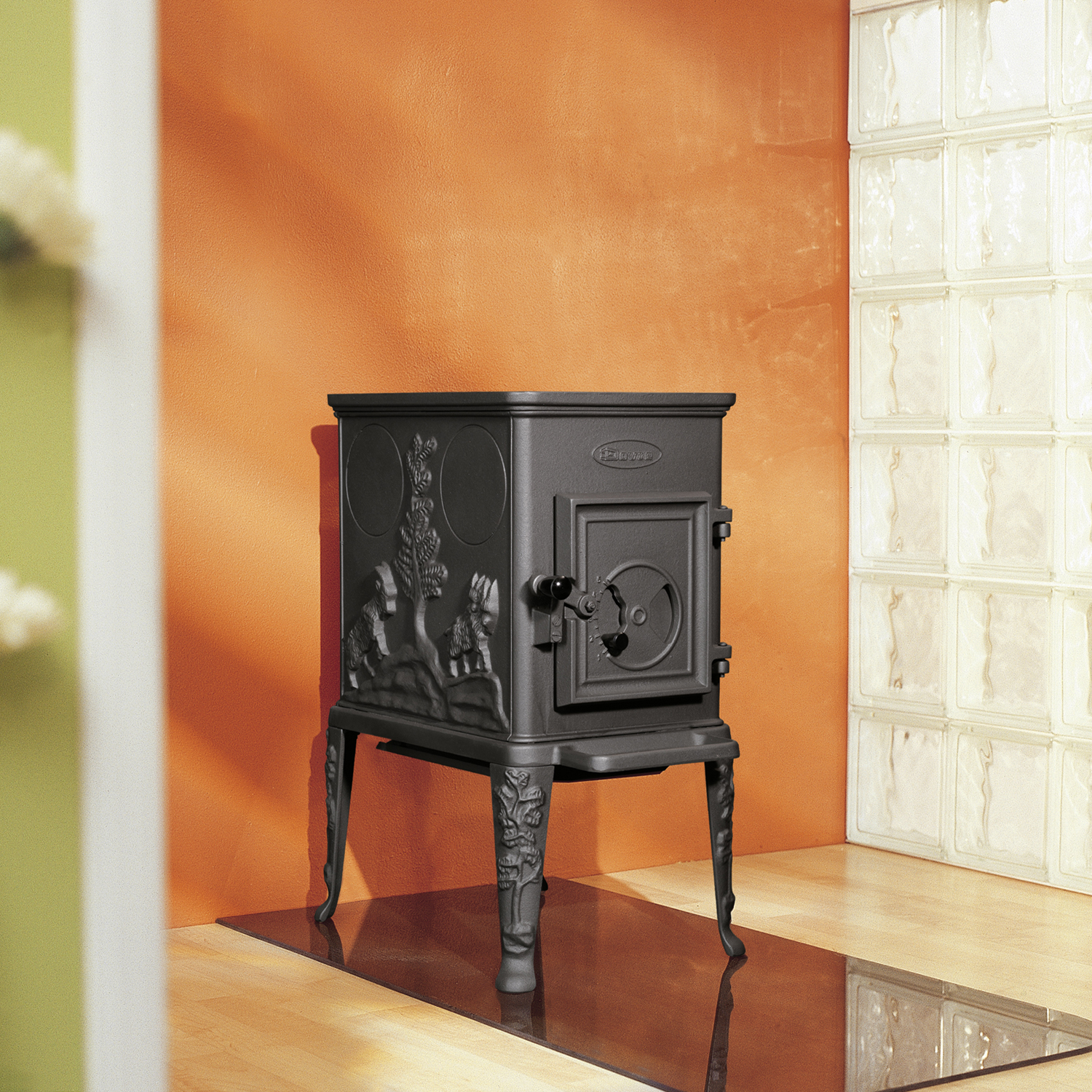 Poêle à bois Dovre 100 CBS en fonte noire