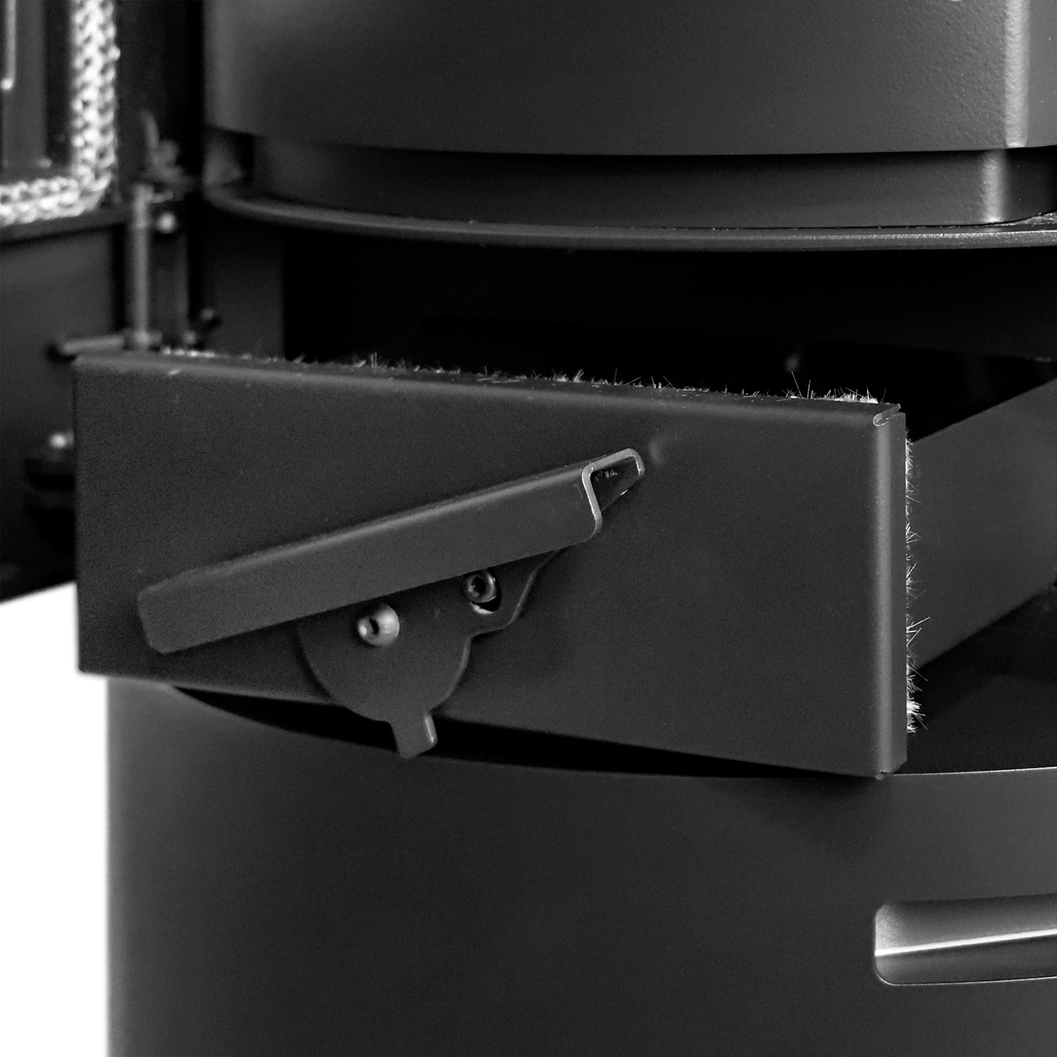 Schmitzker Fisterra Cristal Poêle à bois en acier noir, vitre frontale Schmitzker Fisterra Cristal Poêle à bois en acier noir, vitre frontale