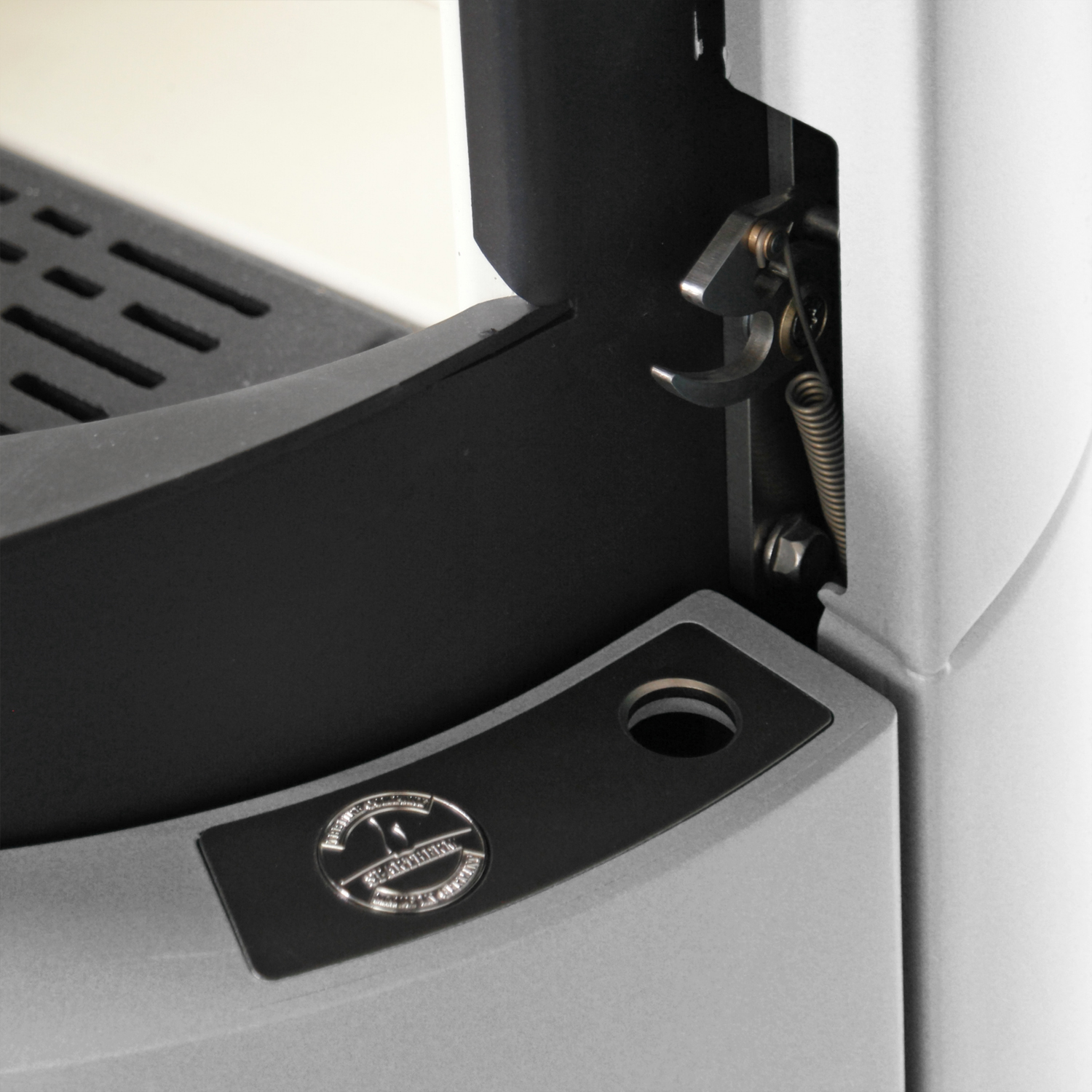 Spartherm Passo XS style RLU poêle à bois blanc Spartherm Passo XS style RLU poêle à bois blanc