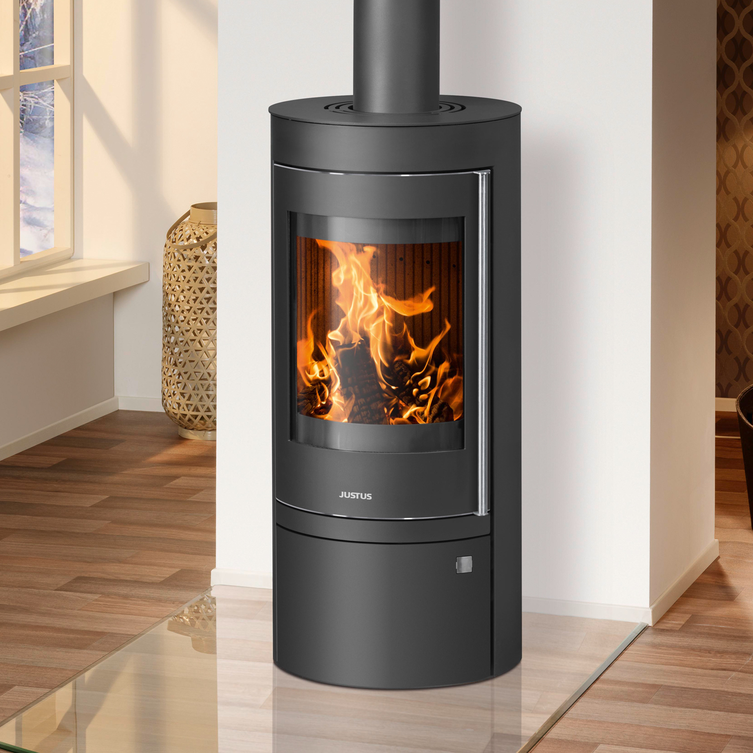 Justus Mino Top 2.0 Poêle à bois en acier noir avec porte en fonte Justus Mino Top 2.0 Poêle à bois en acier noir avec porte en fonte