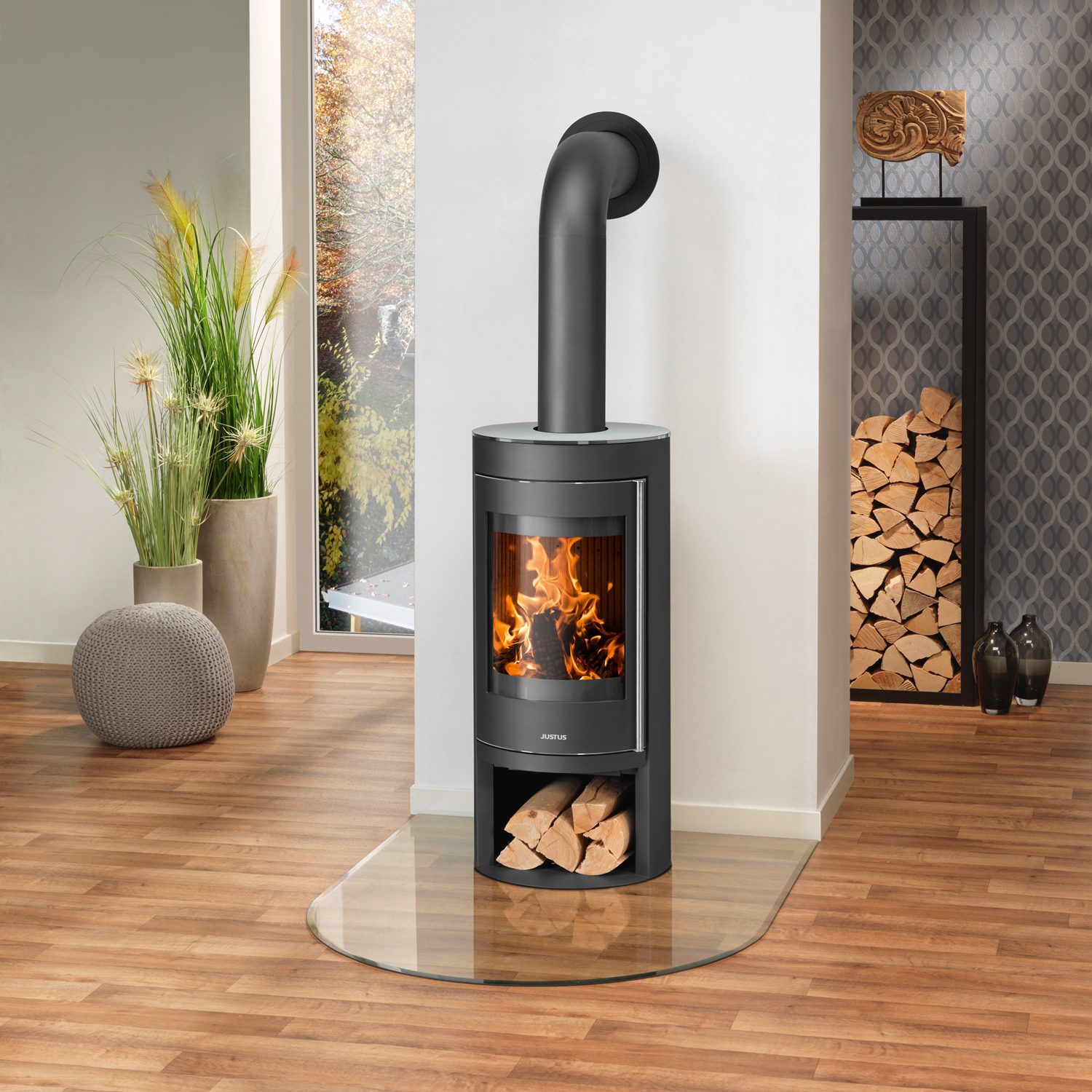 Justus Mino 2.0 Poêle à bois en acier noir avec plaque de recouvrement en verre