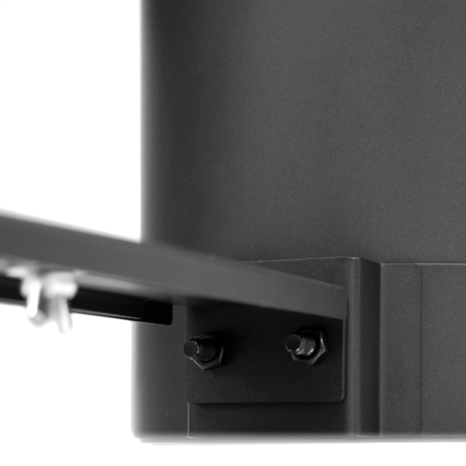 Collier de fixation Raik avec entretoise pour conduits de fumée à double paroi Izoker 150 mm Noir pour un diamètre extérieur RR de 175 mm. Collier de fixation Raik avec entretoise pour conduits de fumée à double paroi Izoker 150 mm Noir pour un diamètre extérieur RR de 175 mm.