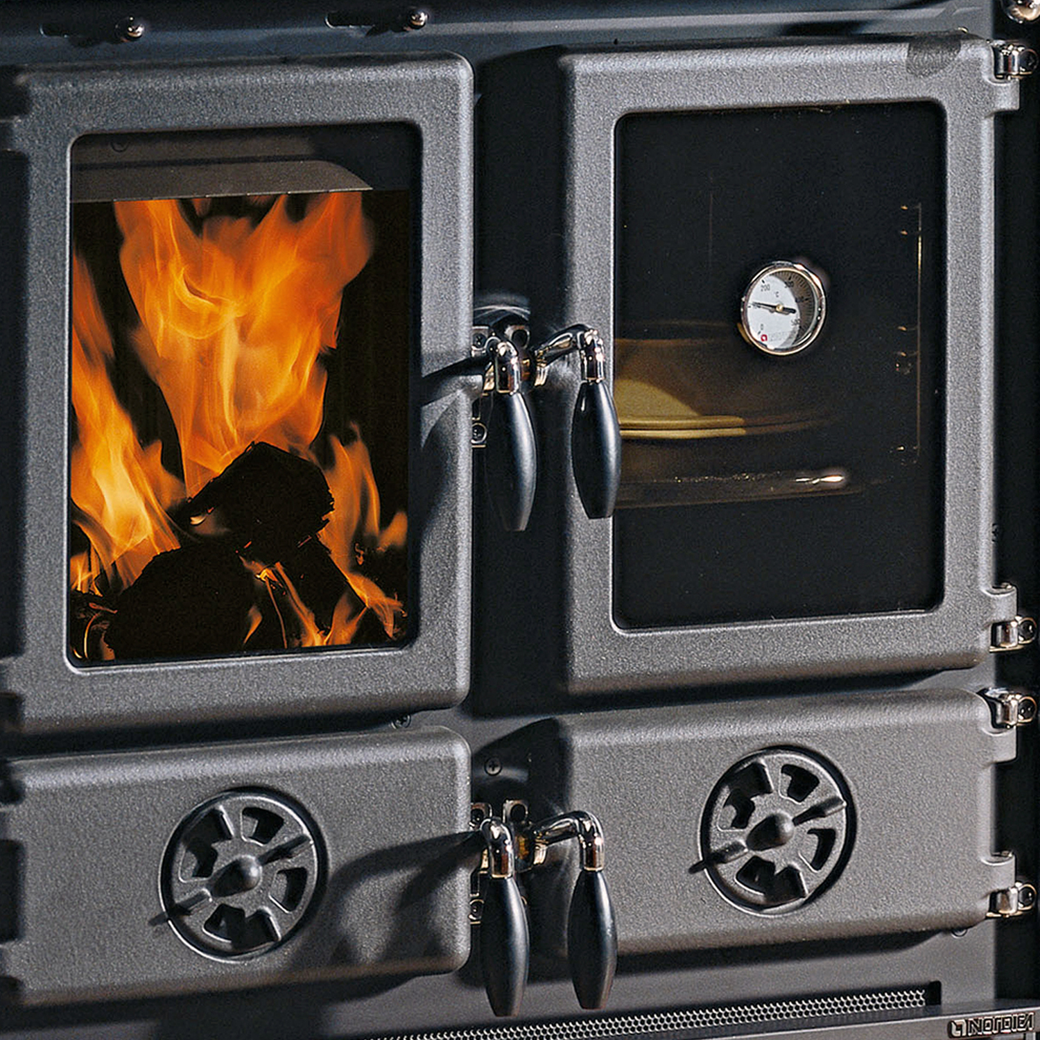 La Nordica Rosetta 16 cuisinière à bois Liberty Bordeaux