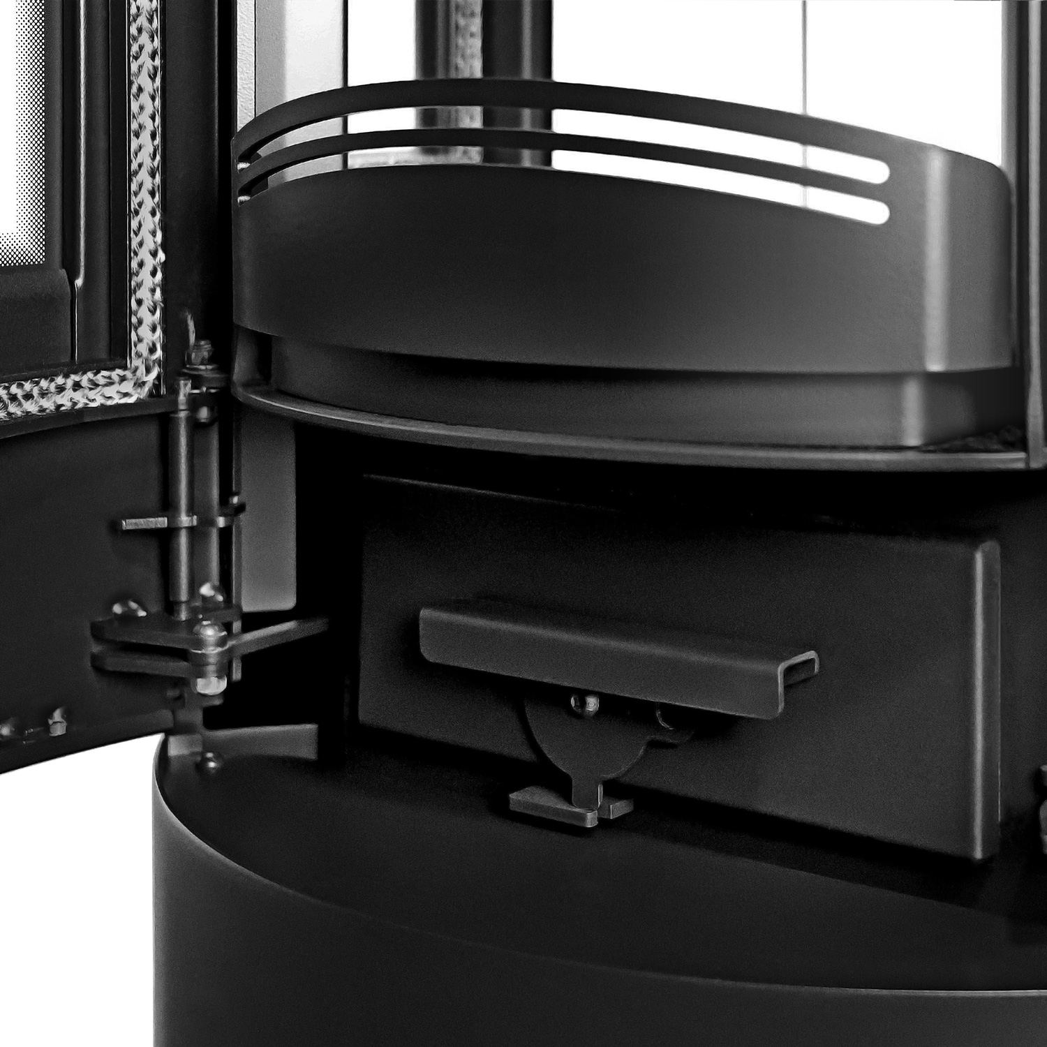 Schmitzker Fisterra Vista Heat poêle à bois en acier noir, avec vitrage sur trois côtés. Schmitzker Fisterra Vista Heat poêle à bois en acier noir, avec vitrage sur trois côtés.