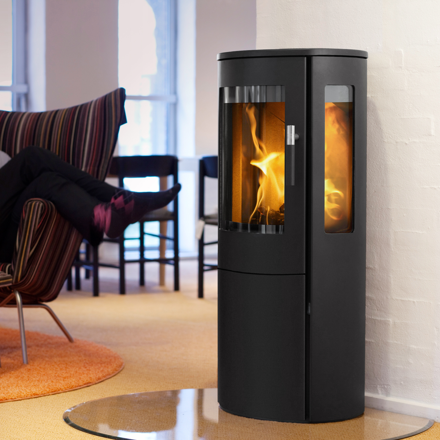 Poêle à bois Lotus Mira 4 Noir, évacuation des fumées à l'arrière
