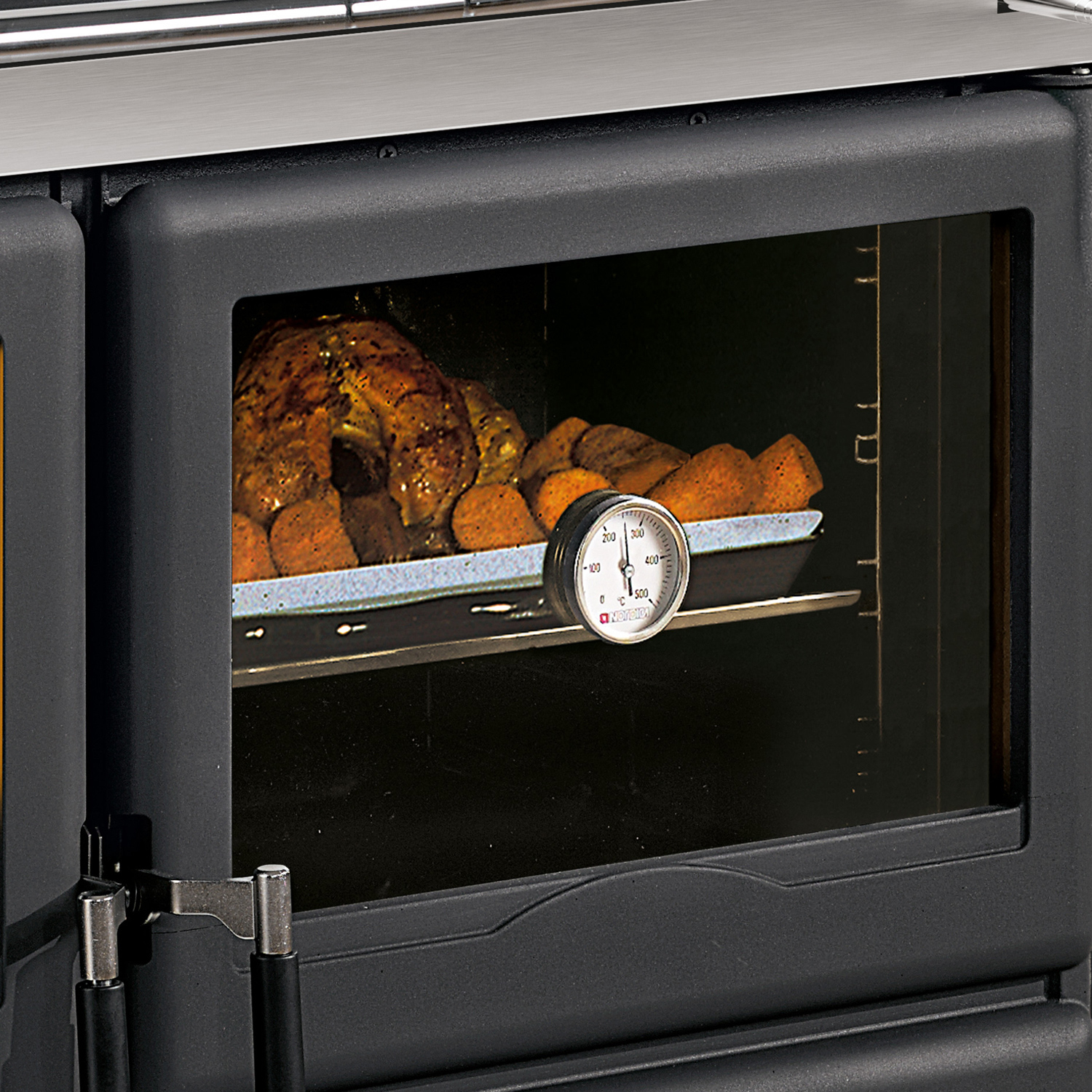 La Nordica Rosa XXL 16 cuisinière à bois Majolica Bordeaux