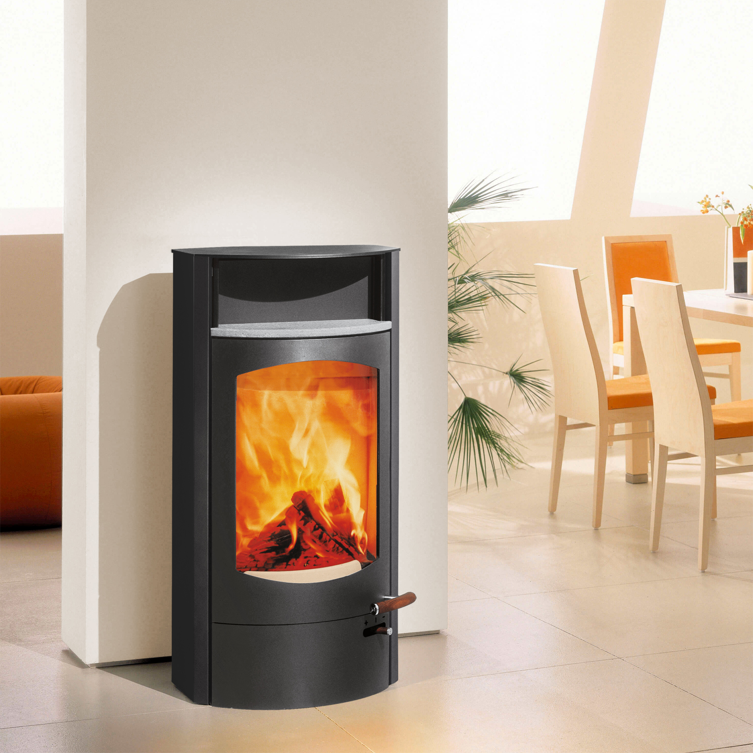Austroflamm Koko 2.0 Poêle à bois en acier gris fonte, compartiment de maintien au chaud en stéatite, plaque supérieure en fonte, RRA à l'arrière.