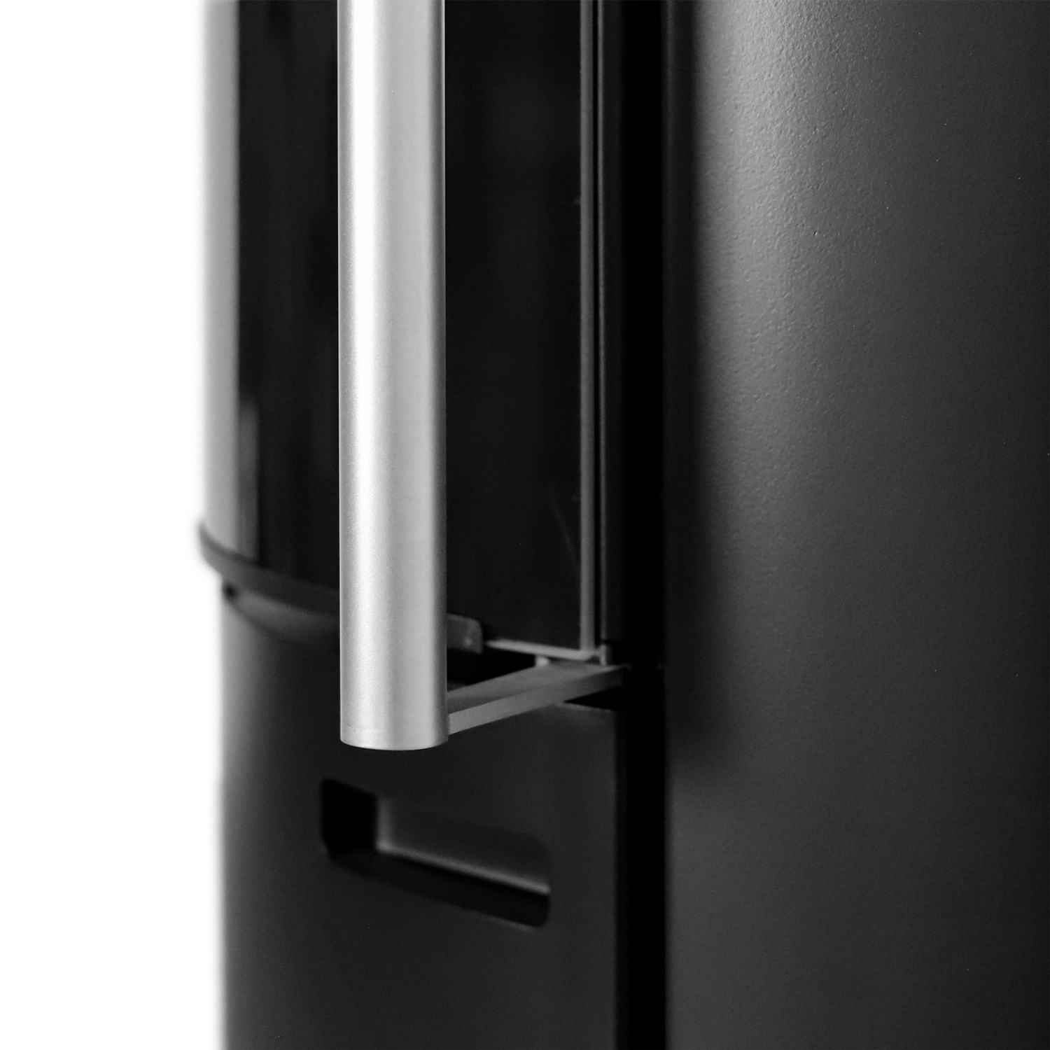 Schmitzker Fisterra Cristal Poêle à bois en acier noir, vitre frontale Schmitzker Fisterra Cristal Poêle à bois en acier noir, vitre frontale