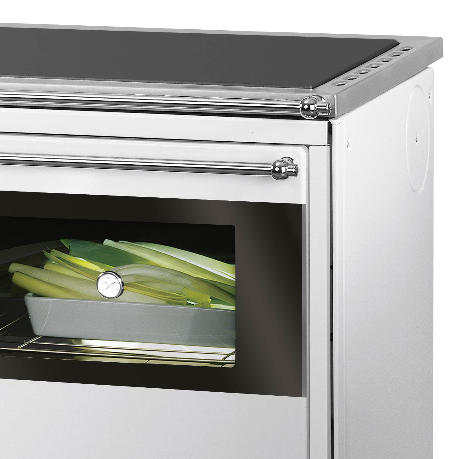 Justus Linz cuisinière à bois blanc chromé, droite