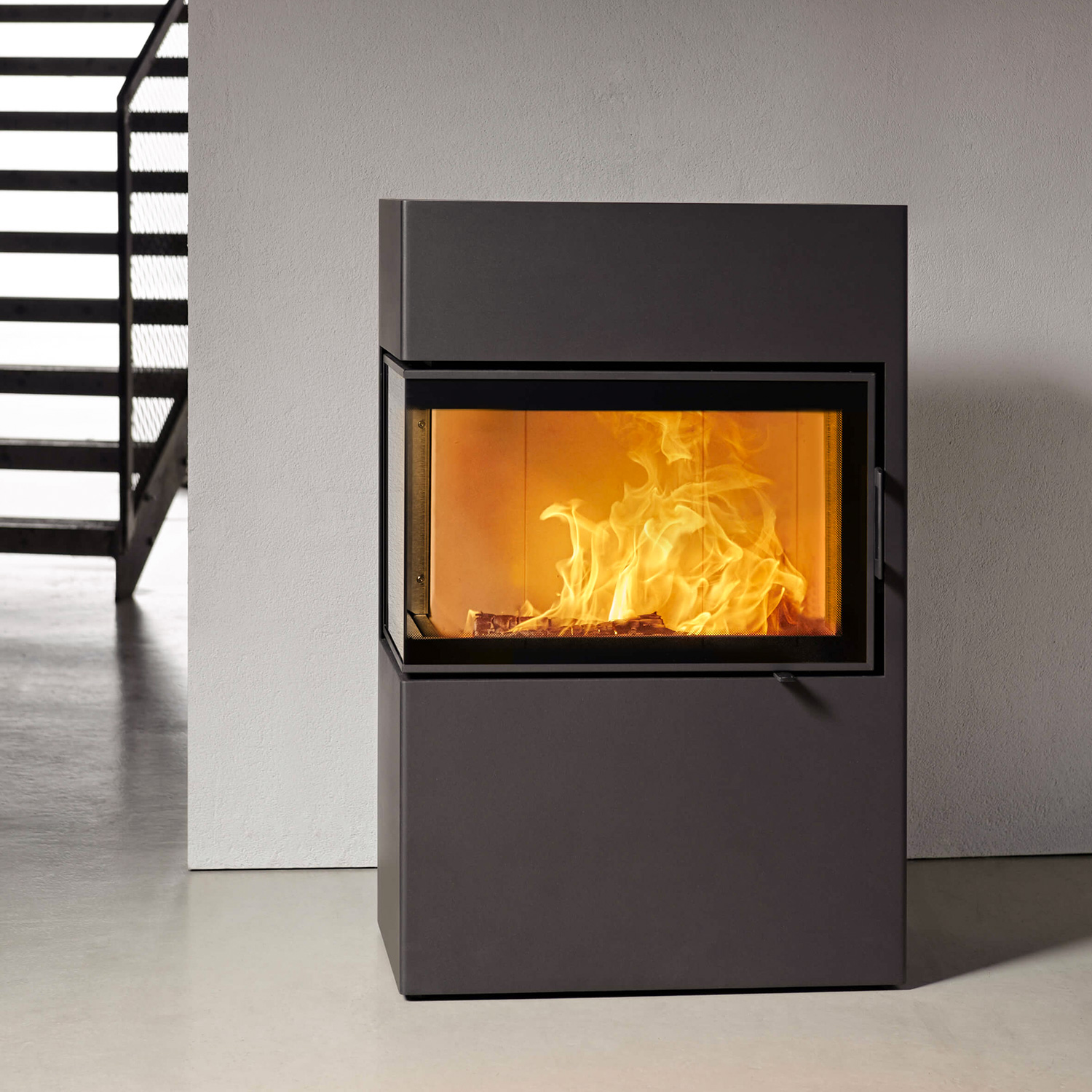 Austroflamm Dexter 2.0 Poêle à bois en acier gris fonte, charnière de porte à gauche