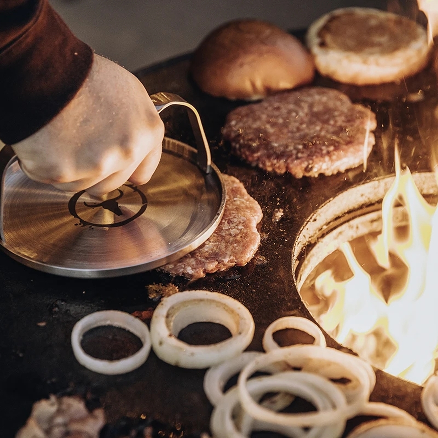 Moesta Simple presse à burger / smasher à burger inox Ø 18 cm Moesta Simple presse à burger / smasher à burger inox Ø 18 cm