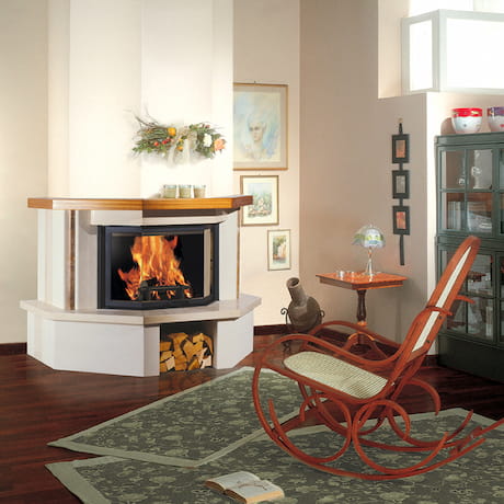 Cheminée classique avec banc et fauteuil à bascule
