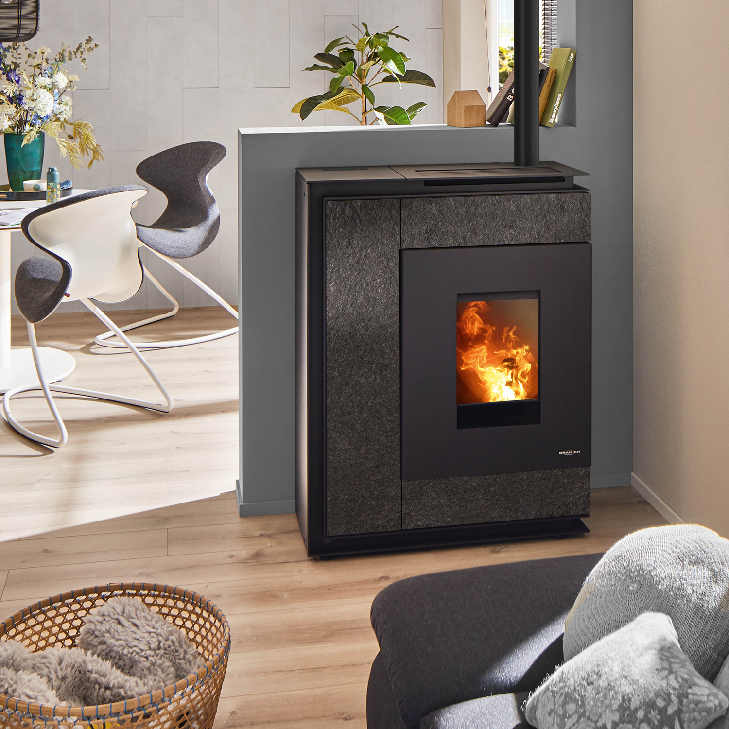 Oranier Boreas II poêle à granulés acier noir / pierre frittée ardoise, tuyau de fumée en haut