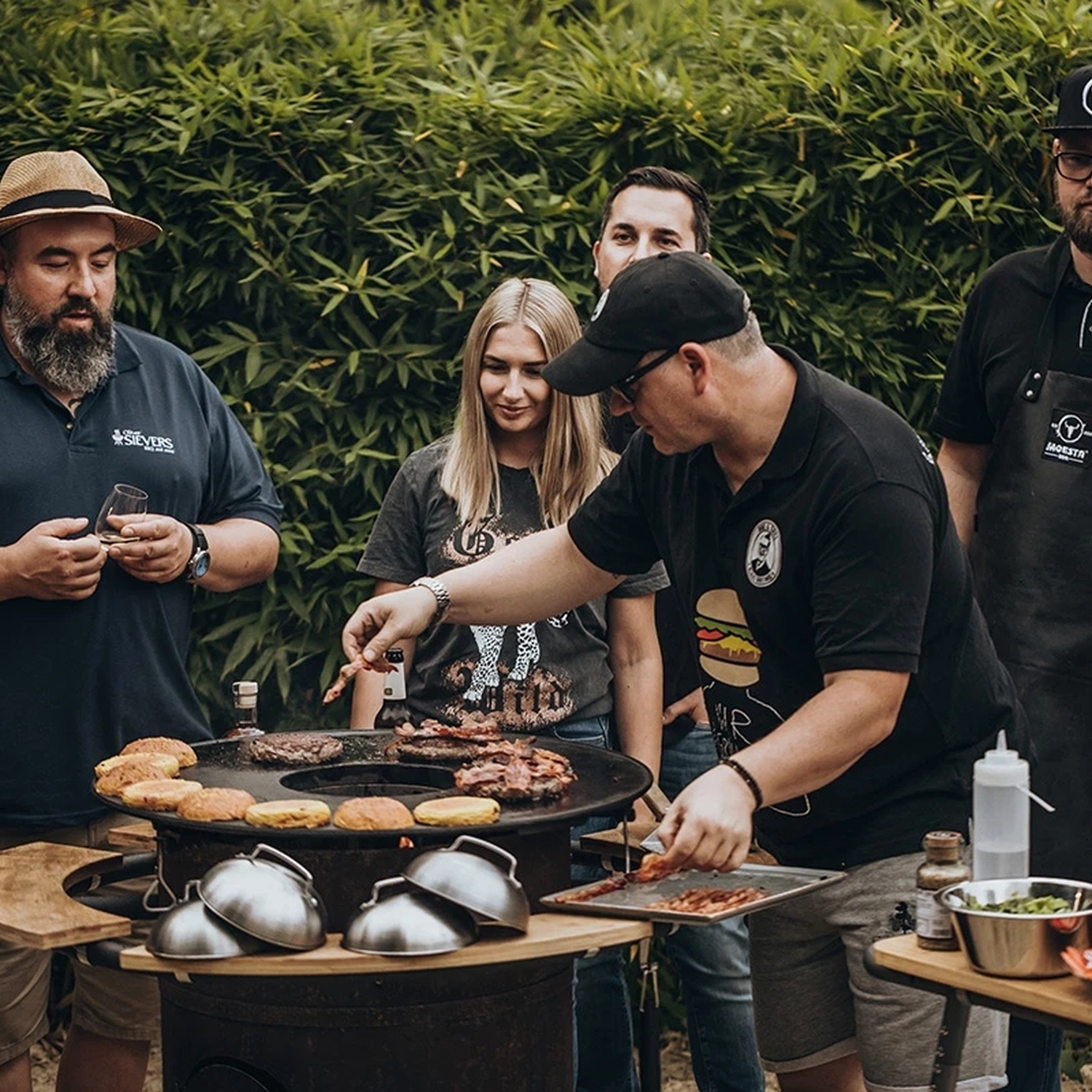 Moesta Burgercover XL couvercle à fondre pour plaque de cuisson feu ensemble de 2 Moesta Burgercover XL couvercle à fondre pour plaque de cuisson feu ensemble de 2